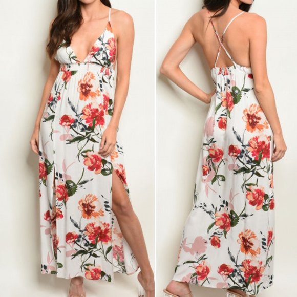 Trend Setter Diva Boutique Dresses & Skirts - FLORAL PRINT MAXI DRESS